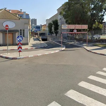 The House 3 Burgas City